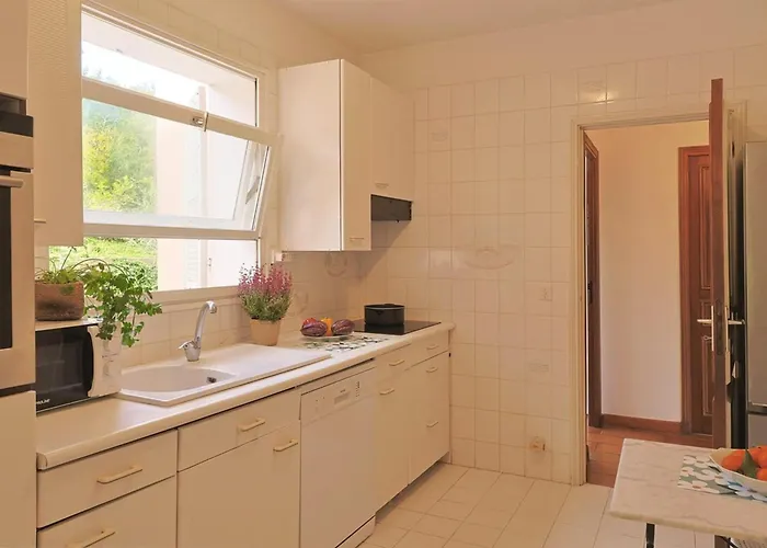 Josiane * San-Nicolao